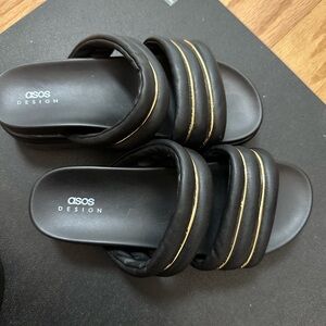 ASOS Design Black and Gold Slide Sandals